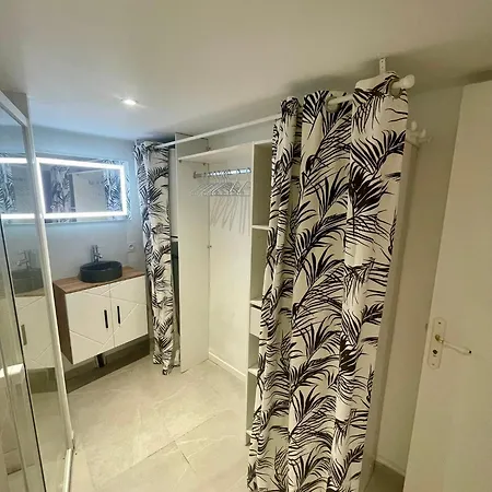 Le Paradis アパート